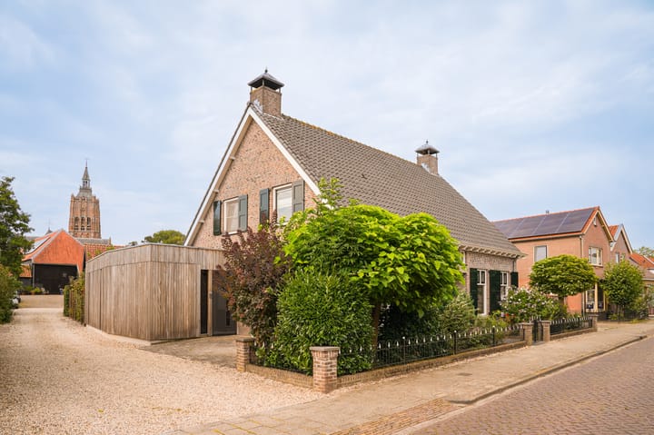 Foto 5 van Middelweg 4-A