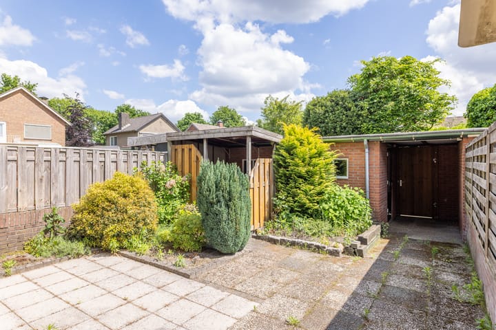 Foto 38 van Merelstraat 82