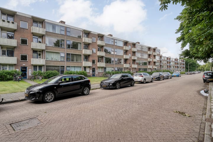 Photo 21 of Ruusbroecstraat 124