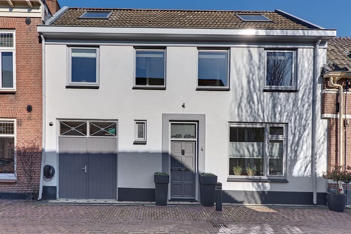 Foto 1 van Burgtstraat 4