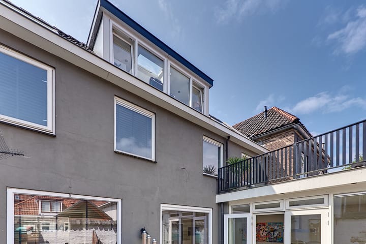 Foto 34 van Burgtstraat 4