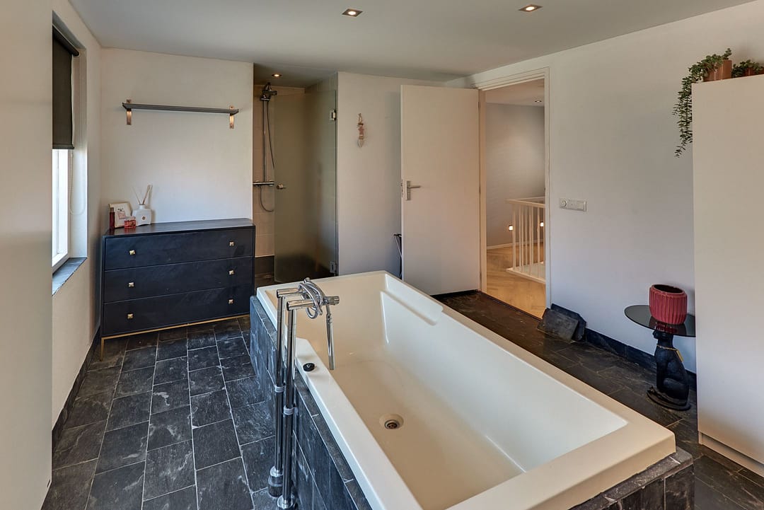 Foto 47 van Burgtstraat 4