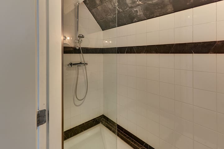 Foto 68 van Burgtstraat 4