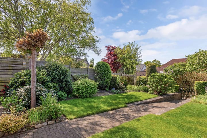 Foto 41 van Sangerland 11