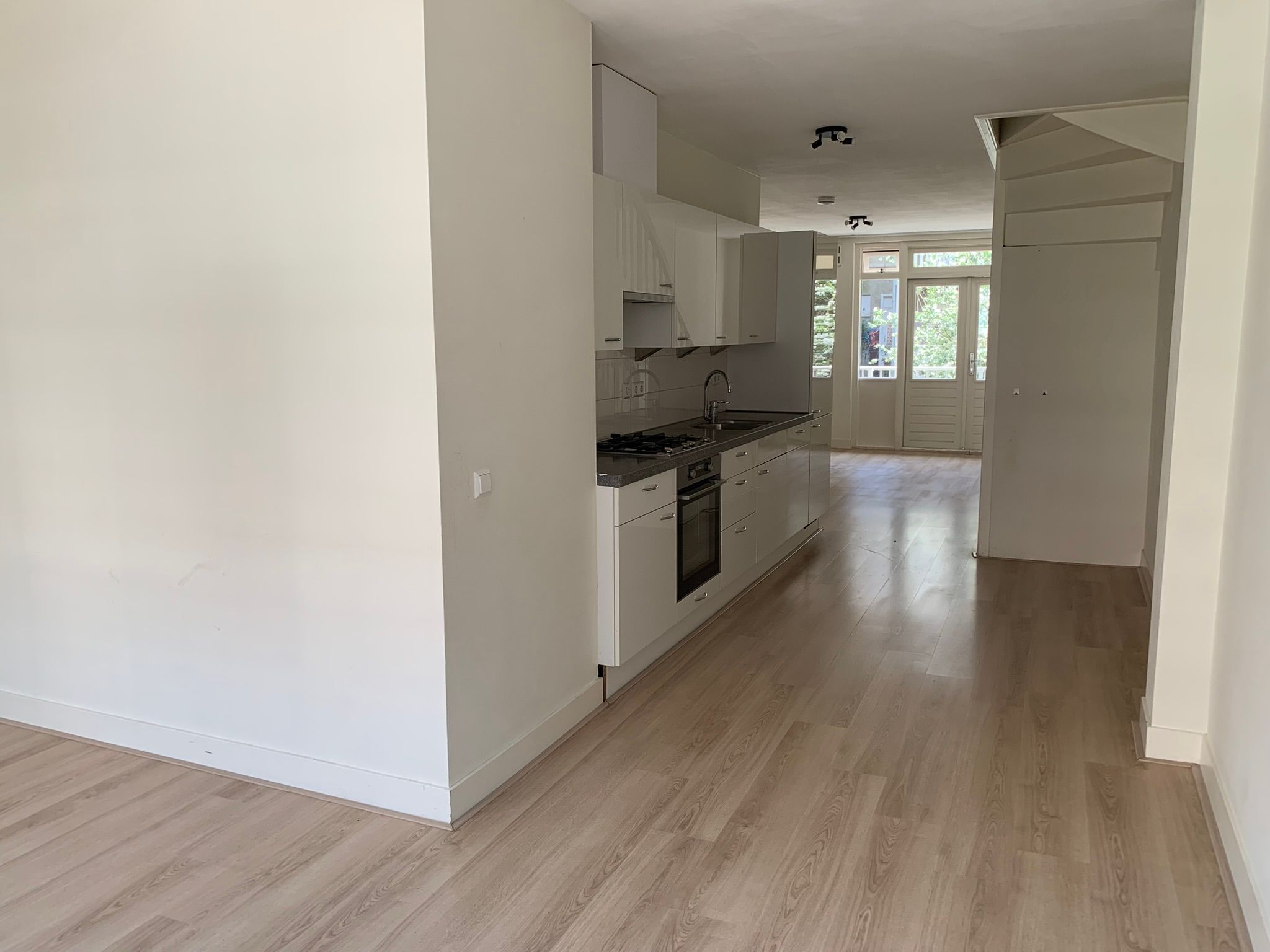 Photo 12 of Kanaalstraat 73-1