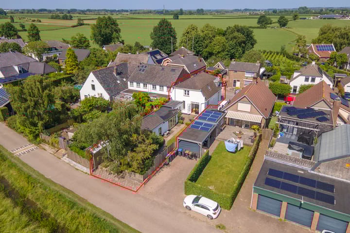 Foto 2 van Dorpsstraat 15