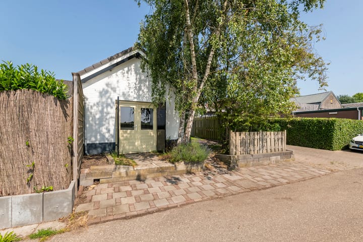 Foto 38 van Dorpsstraat 15