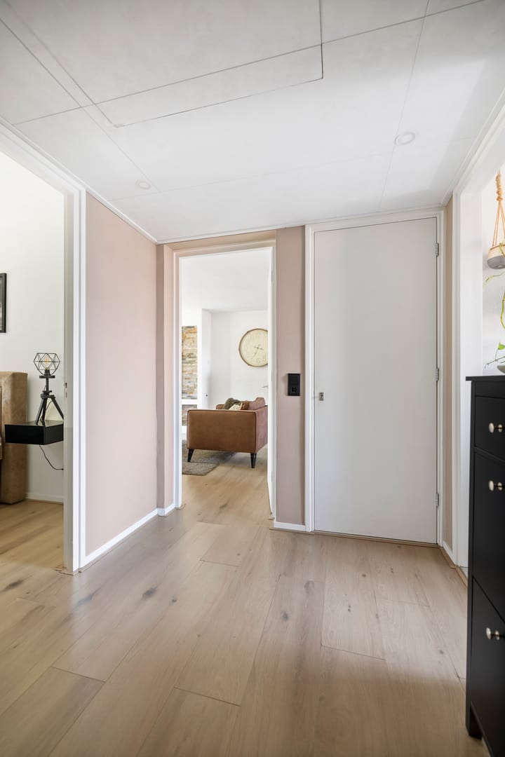 Photo 8 of Joost van den Vondellaan 36