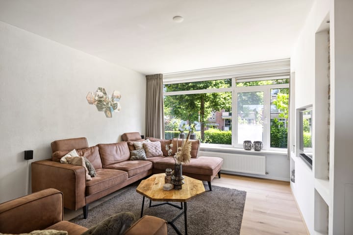 Photo 9 of Joost van den Vondellaan 36