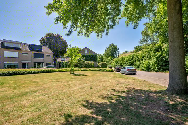 Foto 23 van De Bisweide 8