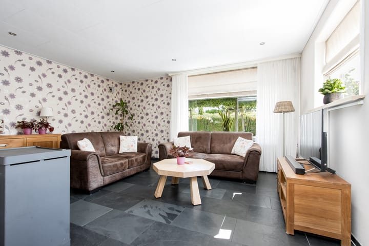 Photo 10 of Dorpsstraat 8