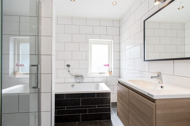 Photo 16 of Dorpsstraat 8