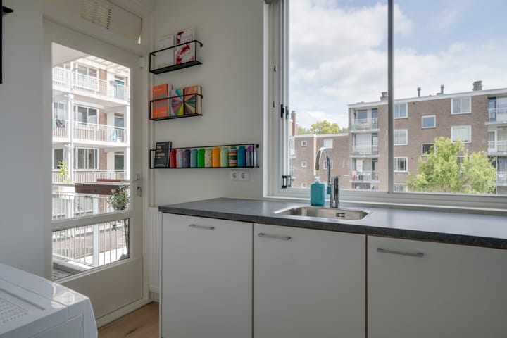 Foto 16 van Van Eysingalaan 323