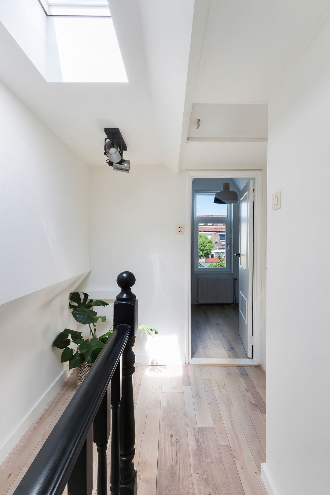 Foto 22 van Komatistraat 41