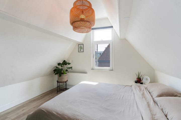 Foto 24 van Komatistraat 41