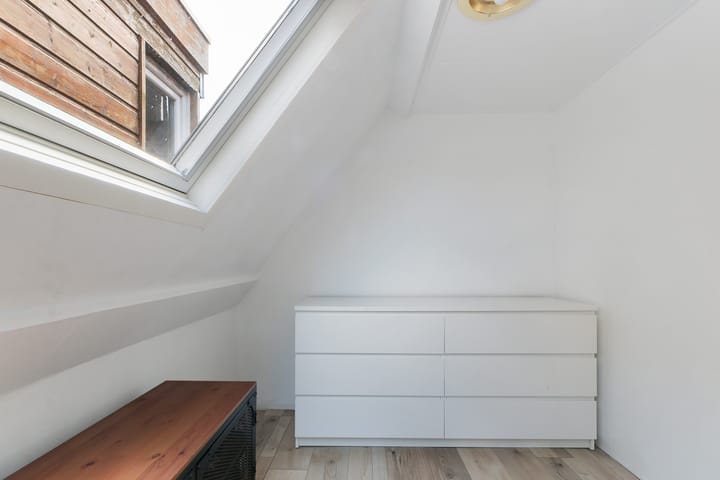 Foto 27 van Komatistraat 41