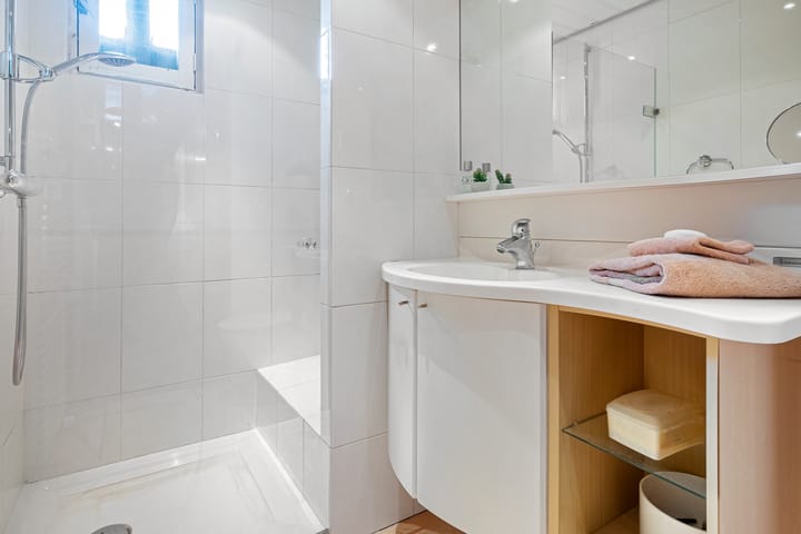 Photo 37 of Bastinglaan 4