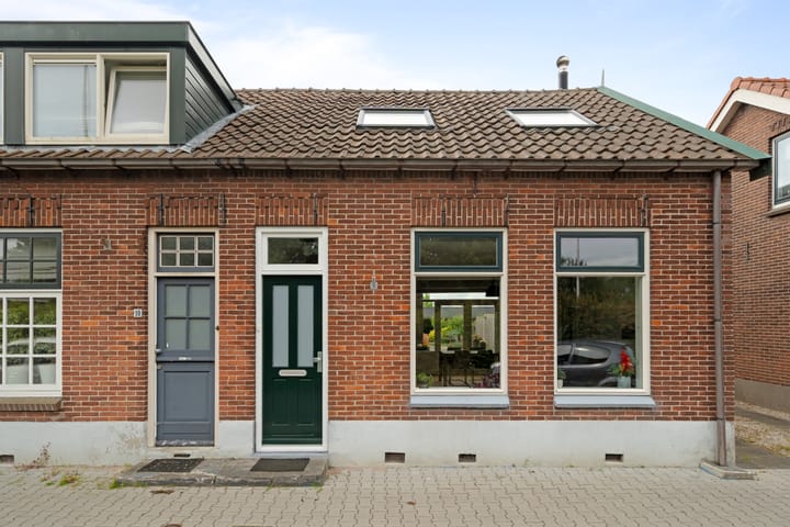 Kerkweg 12