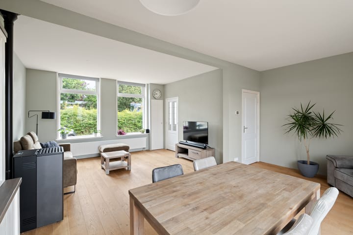 Foto 12 van Kerkweg 12