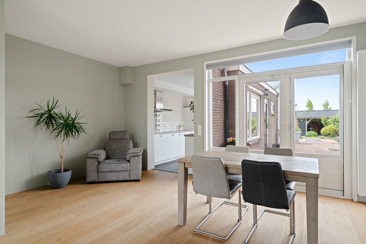 Foto 18 van Kerkweg 12