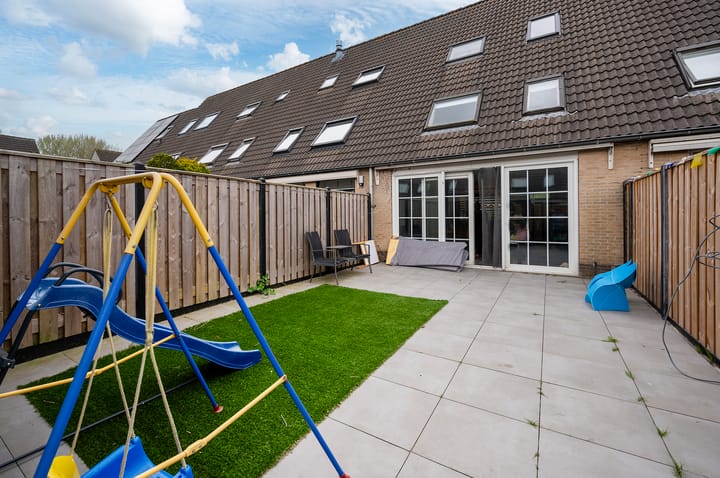 Foto 8 van Erik Satiestraat 10