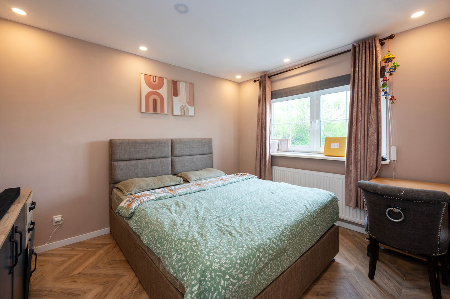 Foto 10 van Erik Satiestraat 10