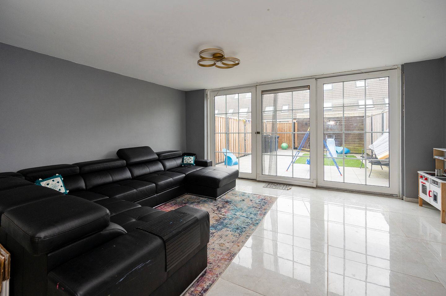 Foto 4 van Erik Satiestraat 10