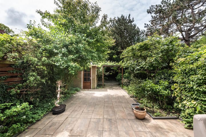 Foto 18 van Ernst Casimirlaan 54