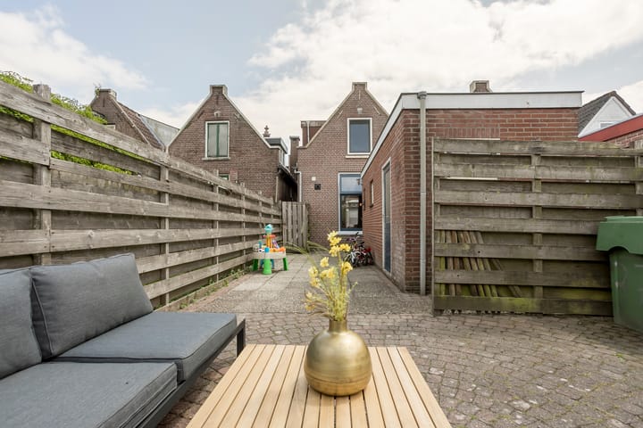 Foto 28 van Voorstraat 37