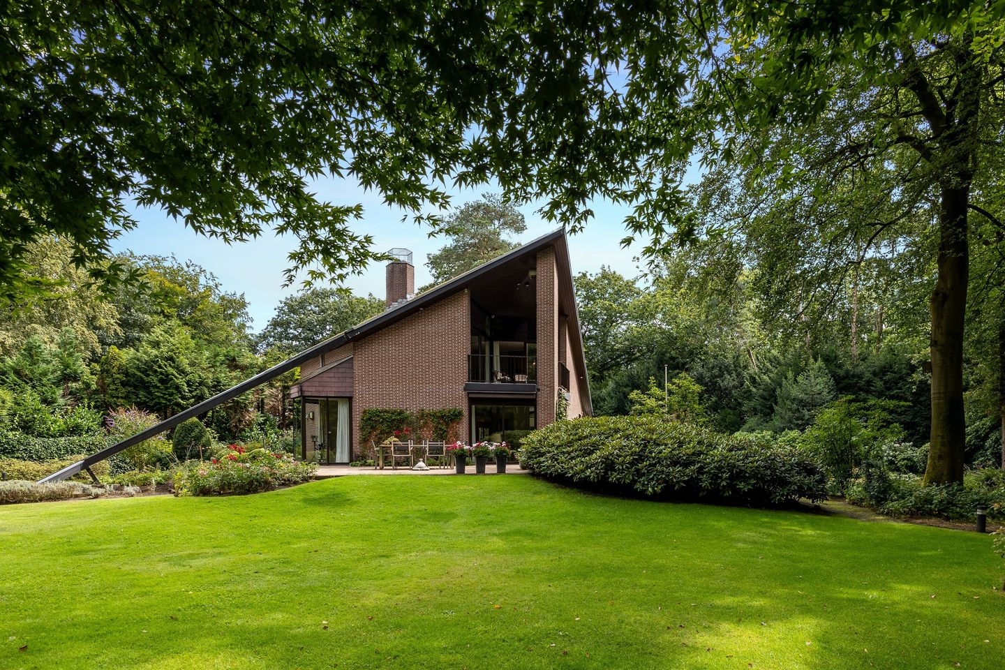 Foto 1 van Mesdaglaan 1