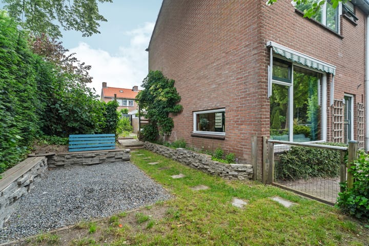 Foto 28 van Weteringstraat 18