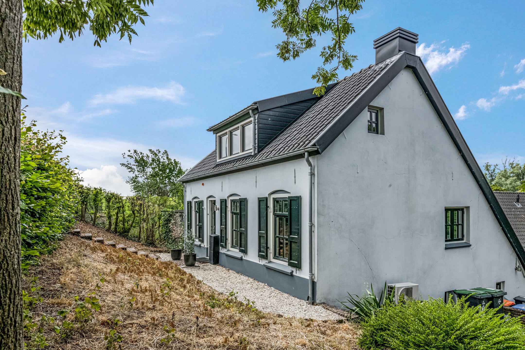 Photo 3 of Ophemertsedijk 40