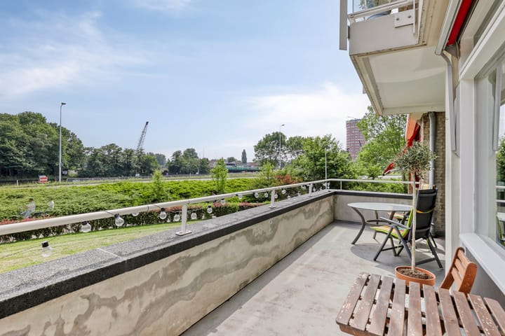 Photo 20 of Plantijnstraat 19