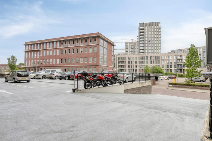 Photo 24 of Plantijnstraat 19