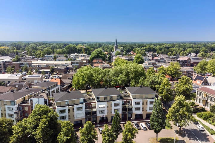 Photo 3 of Hardenbrink 61