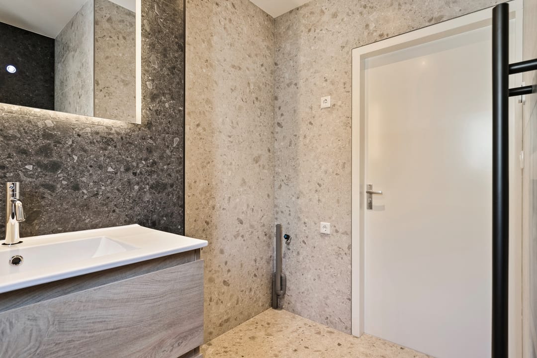 Photo 22 of Van der Werfstraat 51