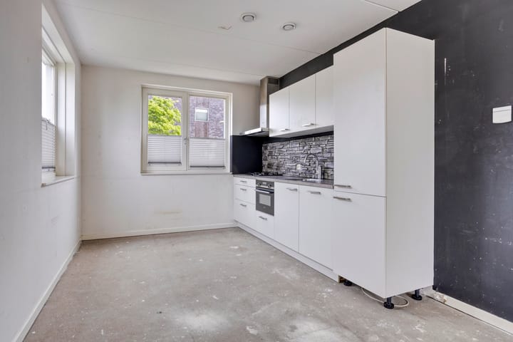 Foto 11 van M.C. Escherstraat 41