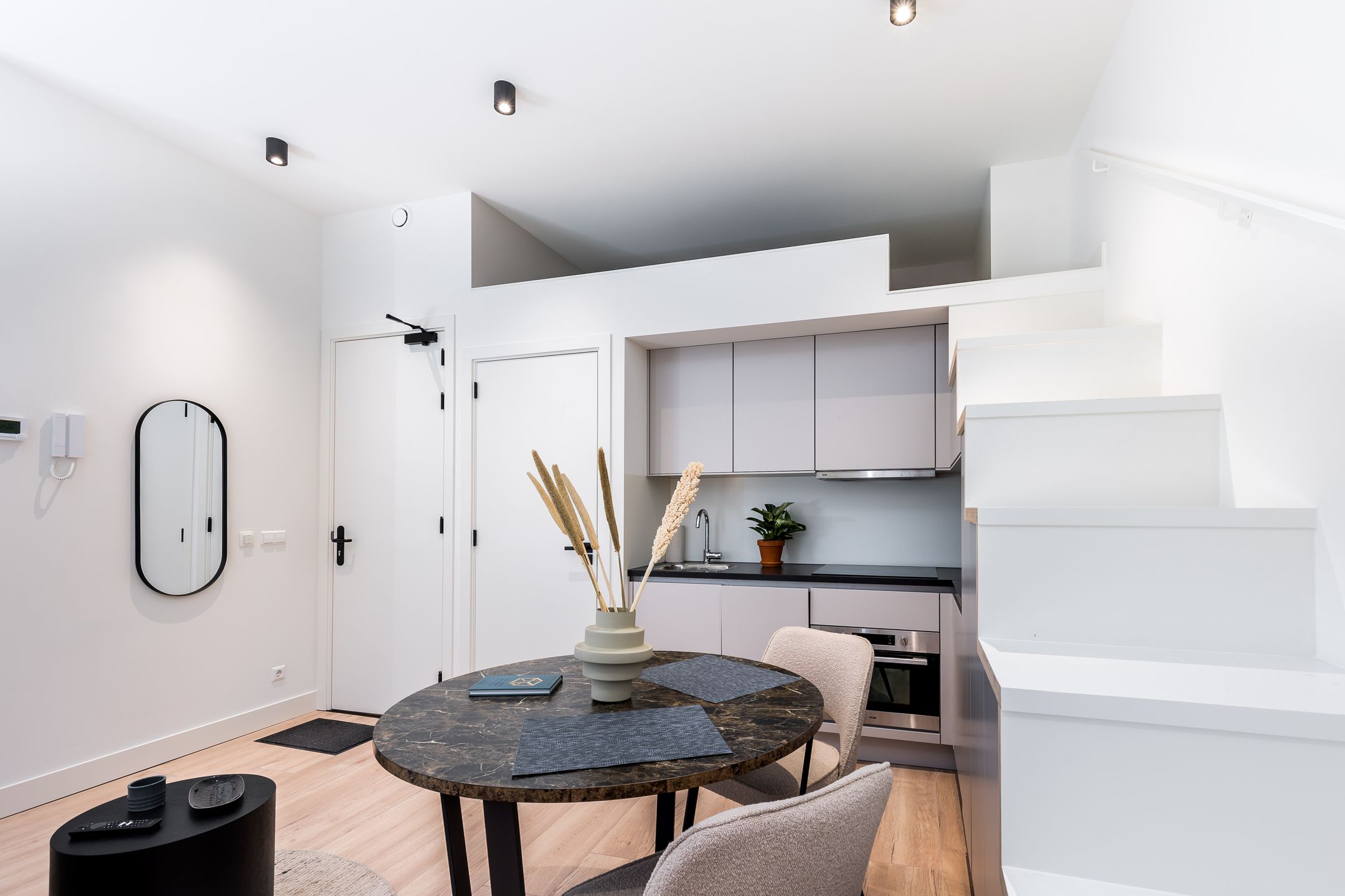 Foto 9 van Beatrijsstraat 19-C