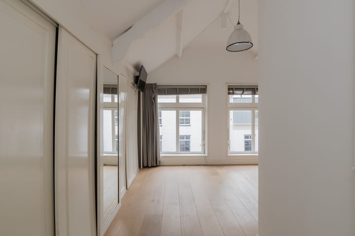 Foto 14 van Hooftstraat 77-A