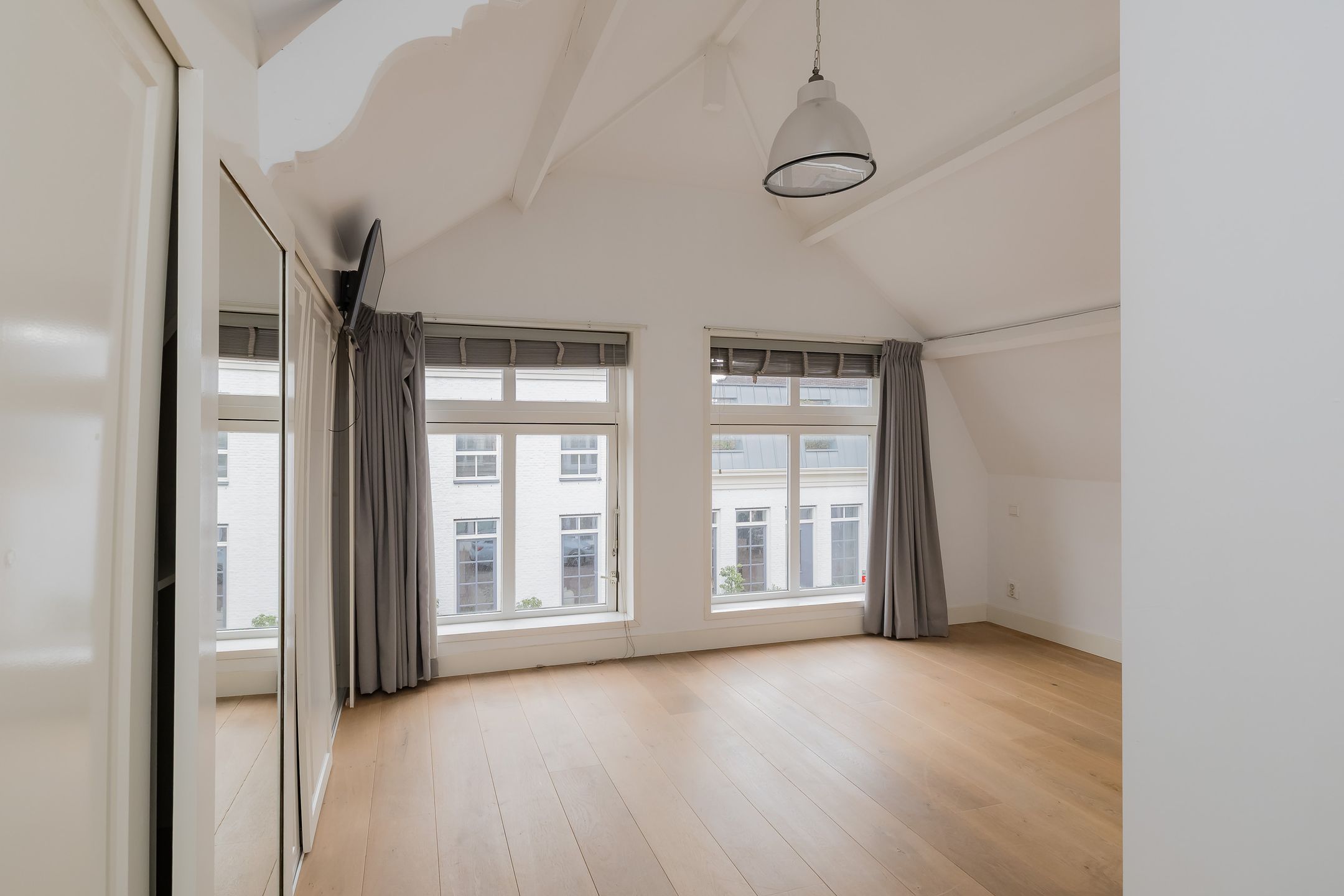 Foto 15 van Hooftstraat 77-A