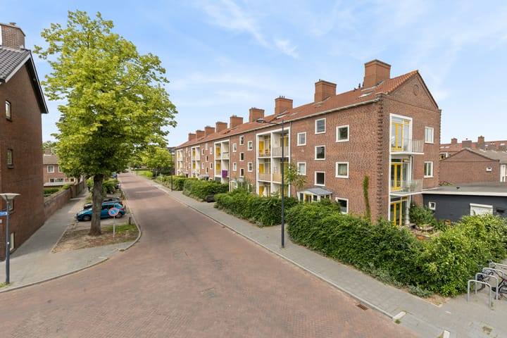 Foto 40 van Edisonstraat 34-B