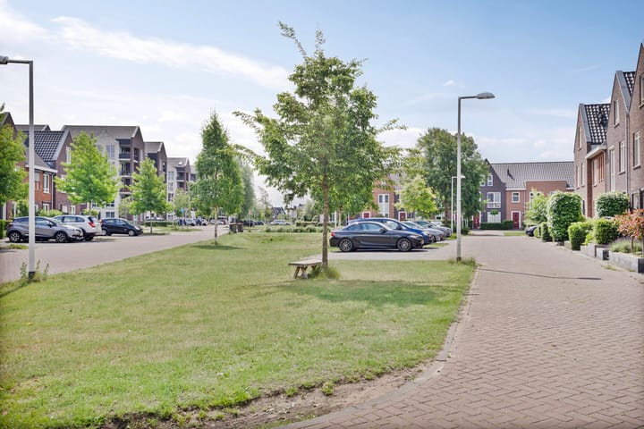 Foto 29 van Langshanlaan 27