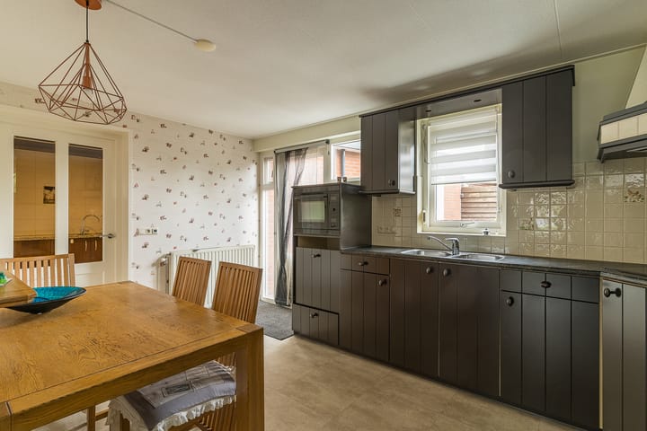 Foto 13 van Zuiderzeestraatweg West 95