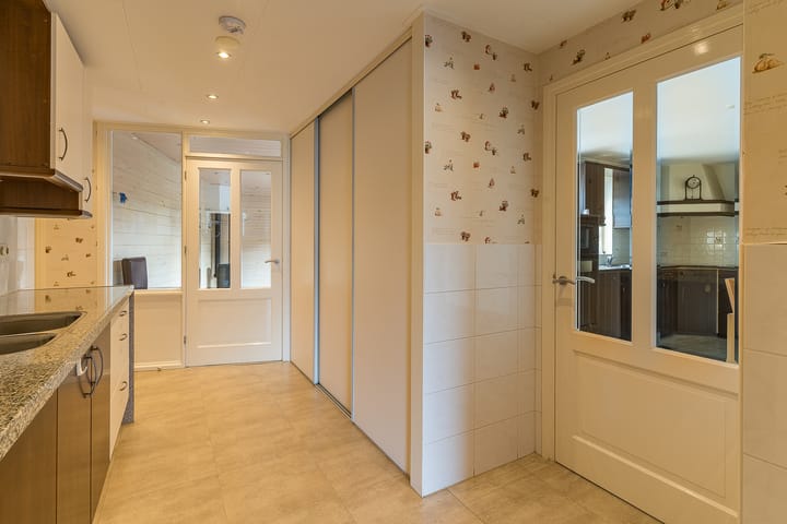 Foto 21 van Zuiderzeestraatweg West 95