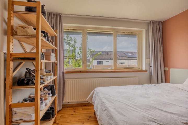 Photo 19 of Directeur Trompstraat 35