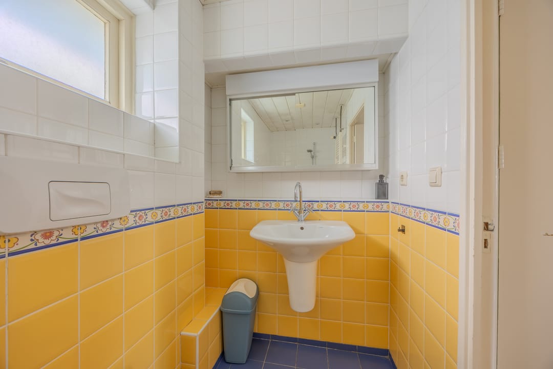 Foto 23 van Directeur Trompstraat 35