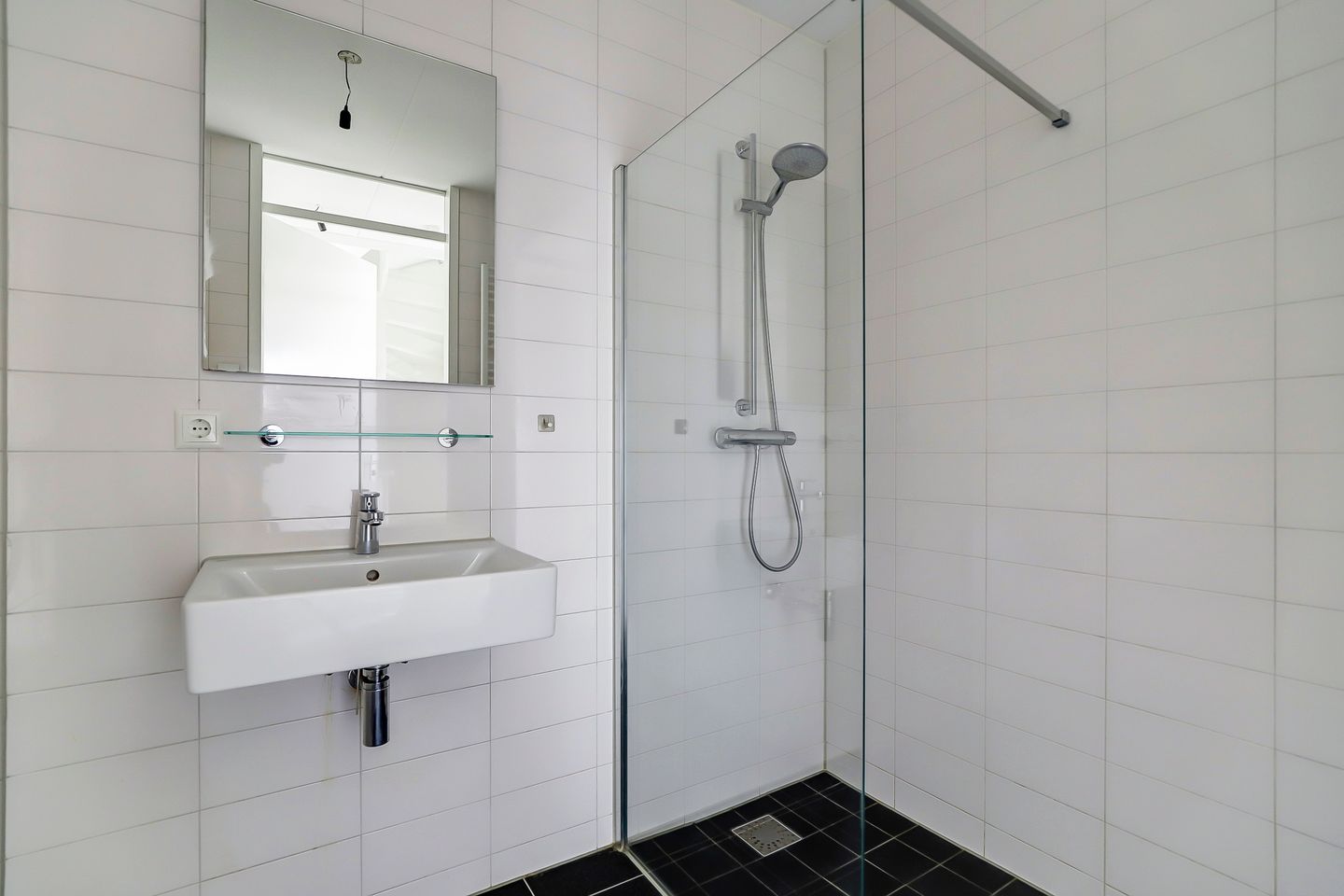 Photo 19 of Op de set 148