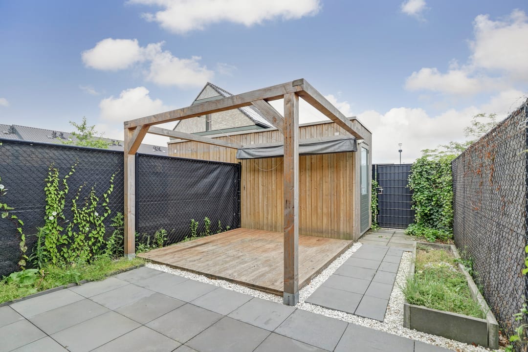 Photo 28 of Op de set 148