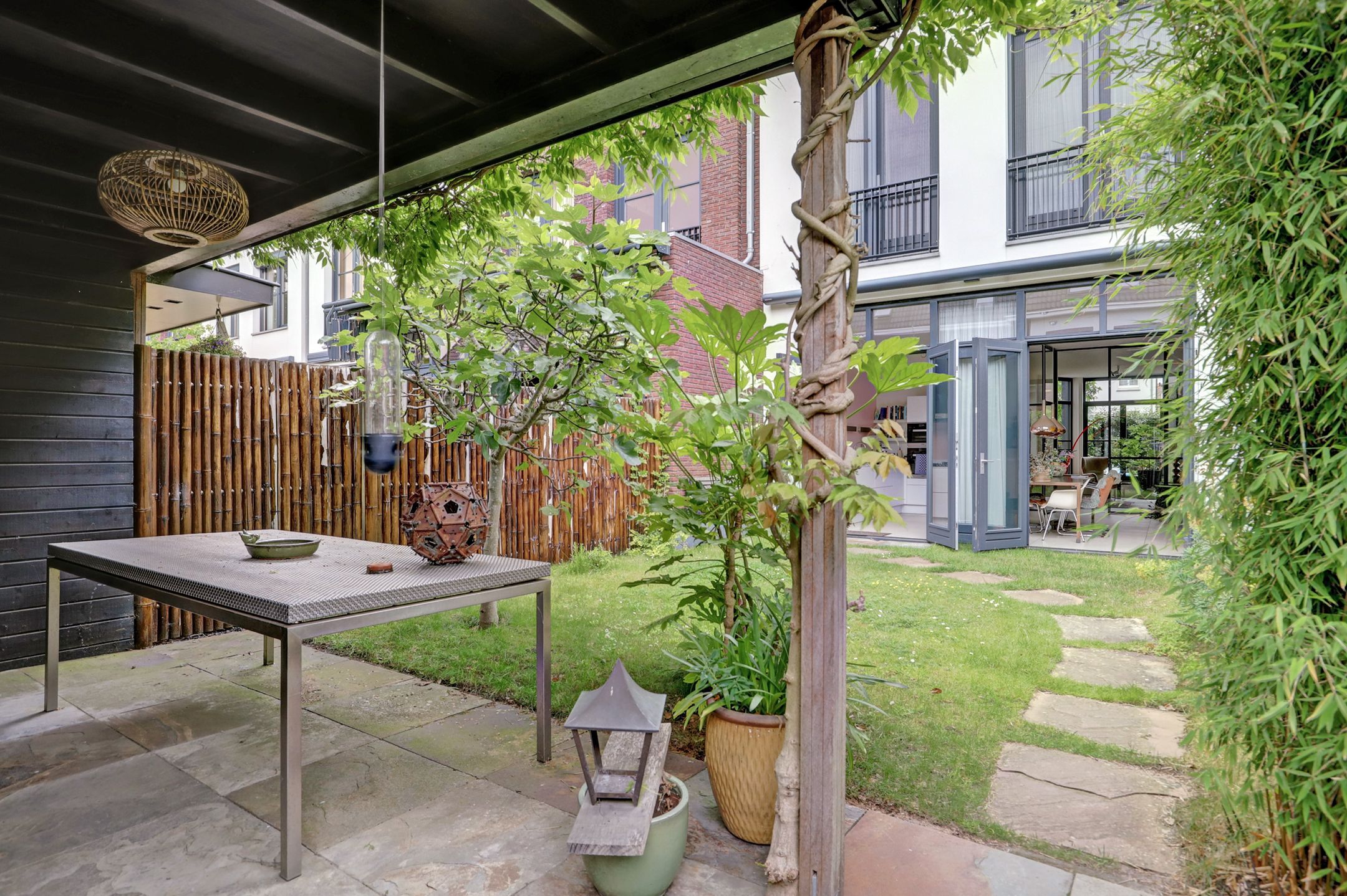 Photo 36 of Emmastraat 10-C