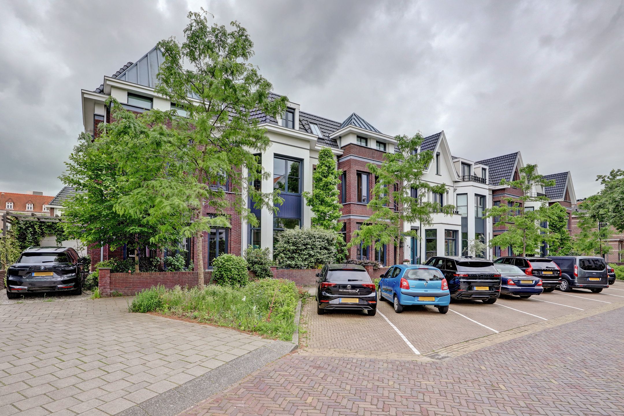 Photo 39 of Emmastraat 10-C